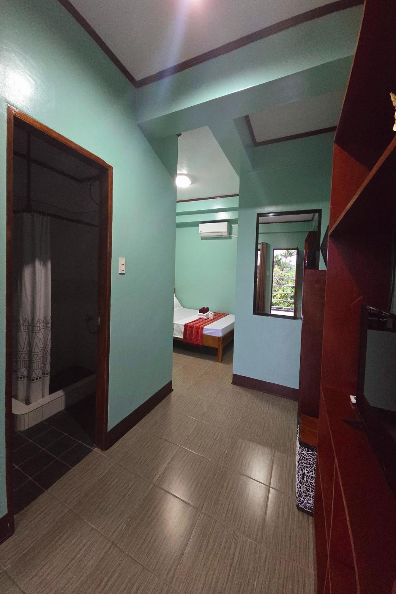 Nober Pension House City Center Puerto Princesa Eksteriør billede