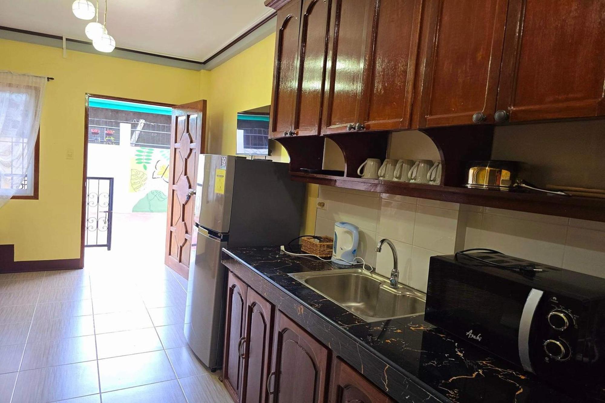 Nober Pension House City Center Puerto Princesa Eksteriør billede