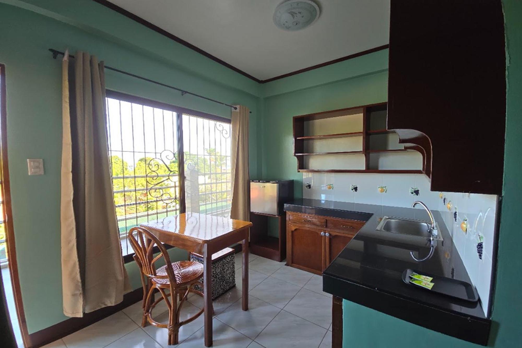 Nober Pension House City Center Puerto Princesa Eksteriør billede