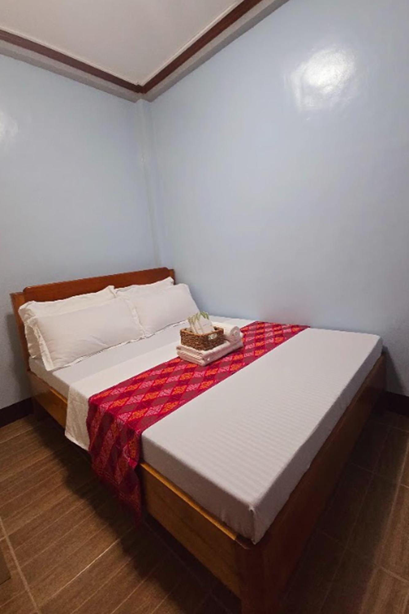Nober Pension House City Center Puerto Princesa Eksteriør billede