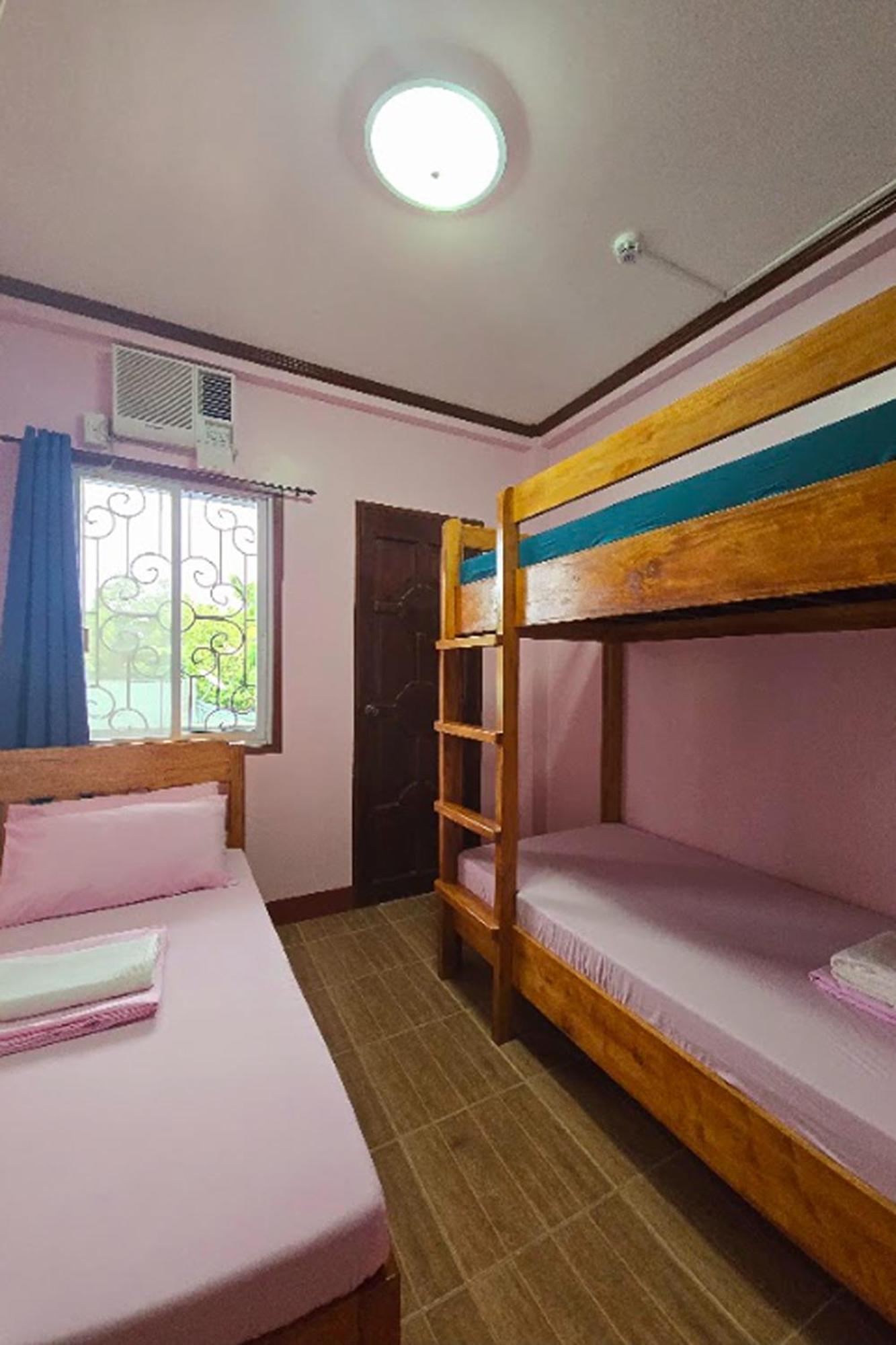 Nober Pension House City Center Puerto Princesa Eksteriør billede