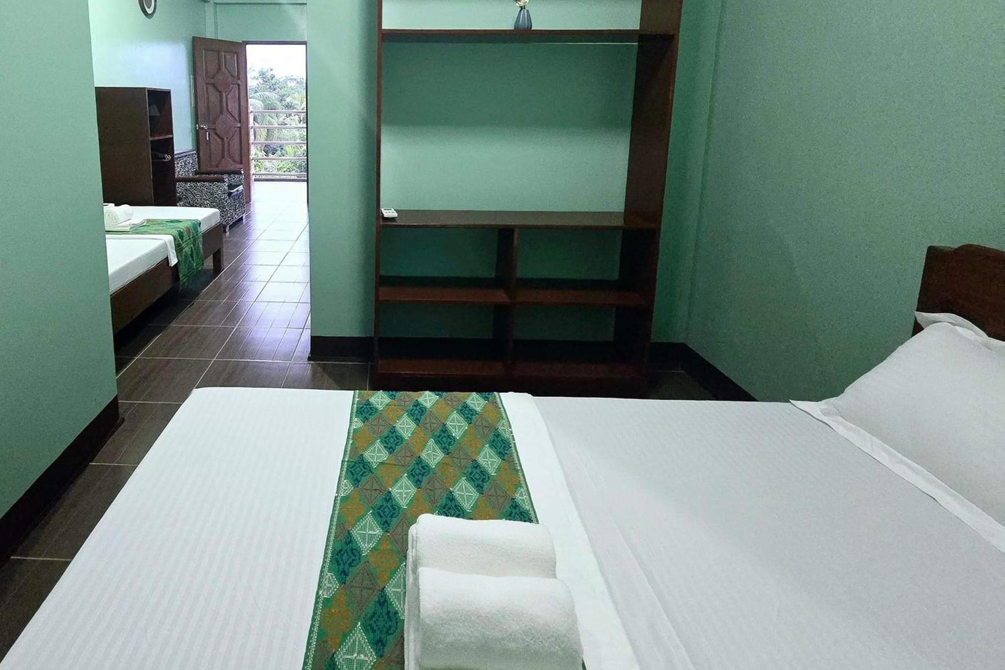 Nober Pension House City Center Puerto Princesa Eksteriør billede